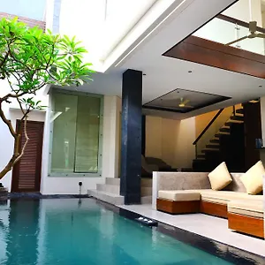 https://villa-tentrem-legian.hotelsseminyak.net